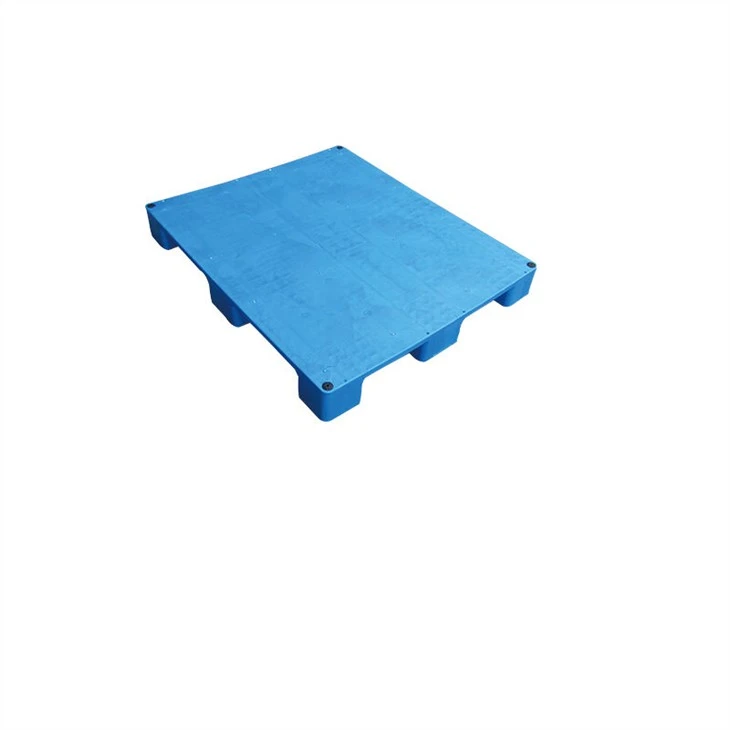 Pallets tal-plastik Iġeniċi