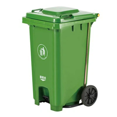 Cubo De Basura Al Aire Libre